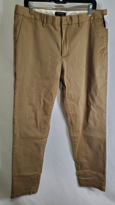 Vist Large View of Product Image Which is Used Banana Republic Mens Casual Pant 36W