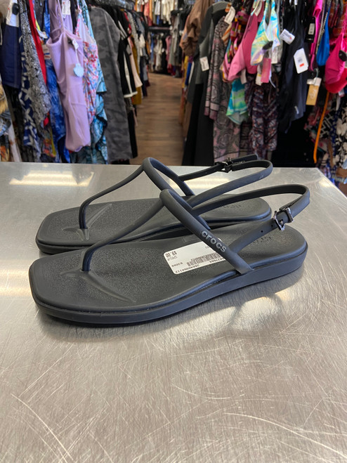 Vist Large View of Product Image Which is Used Crocs Flip Flops 7