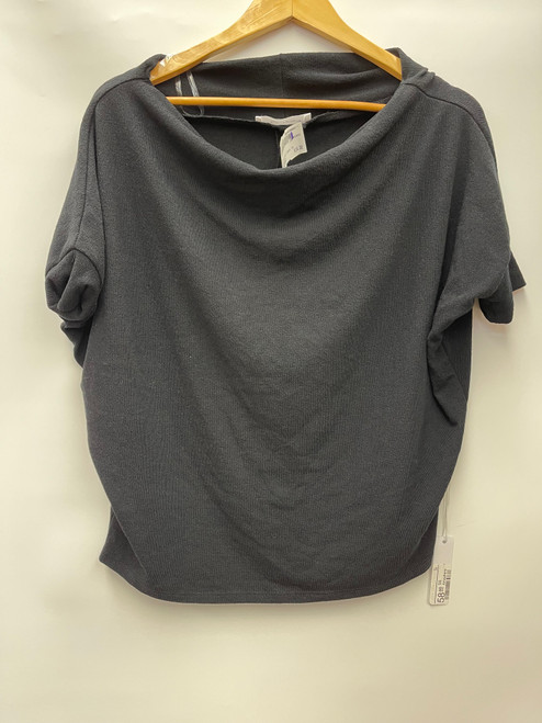 Vist Large View of Product Image Which is Used Unbranded Short Sleeve Top S-4/6