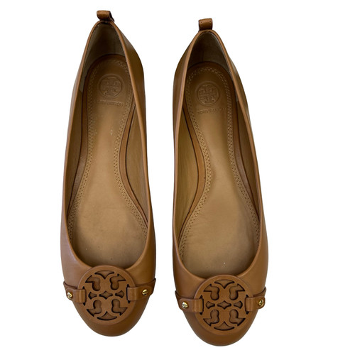 Vist Large View of Product Image Which is Used Tory Burch Flats 9