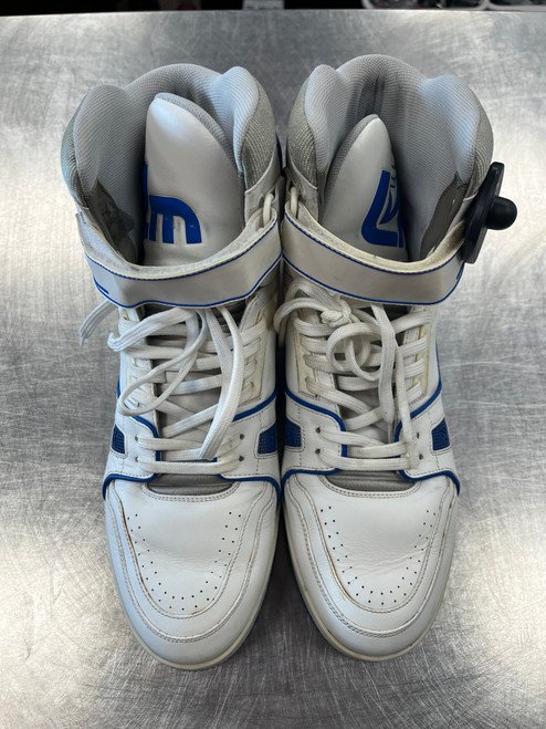 Vist Large View of Product Image Which is Used Louis Vuitton Mens Casual Shoes 9.5