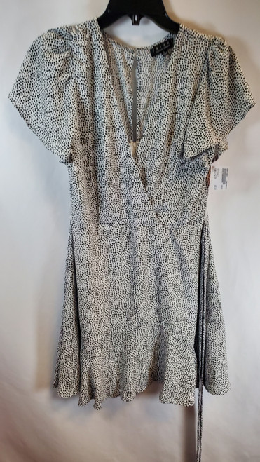 Vist Large View of Product Image Which is Used Unbranded Short Dress B L-12/14