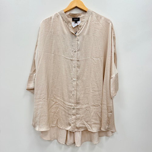 Vist Large View of Product Image Which is Used Unbranded Short Sleeve Top S-4/6