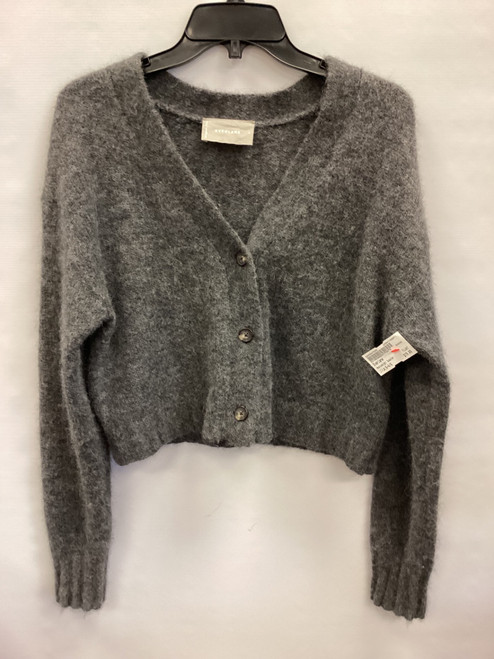 Vist Large View of Product Image Which is Used Everlane Heavyweight Sweater S-4/6