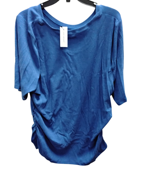 Vist Large View of Product Image Which is Used Lane Bryant Short Sleeve Top 6X-28/30
