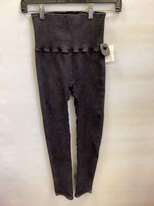 Vist Large View of Product Image Which is Used Free People Active Leggings L 12-14/31-32