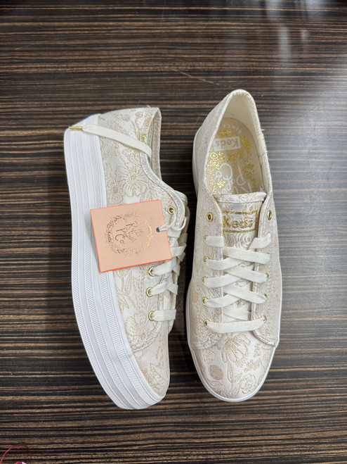 Vist Large View of Product Image Which is Used Keds Casual Shoes 8.5