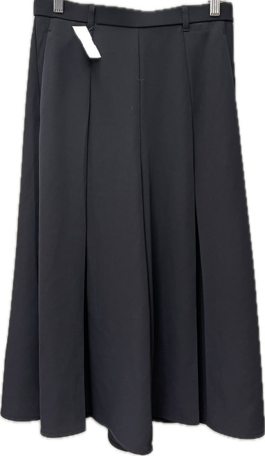Vist Large View of Product Image Which is Used Unbranded Capri 12-31