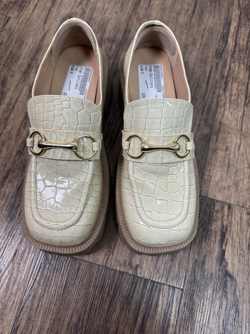 Vist Large View of Product Image Which is Used Urban Outfitters Clogs 8