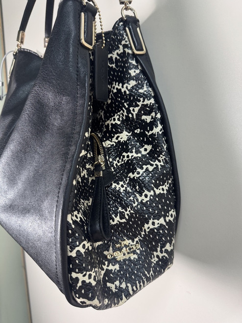 Vist Large View of Product Image Which is Used Coach Large Leather Handbag