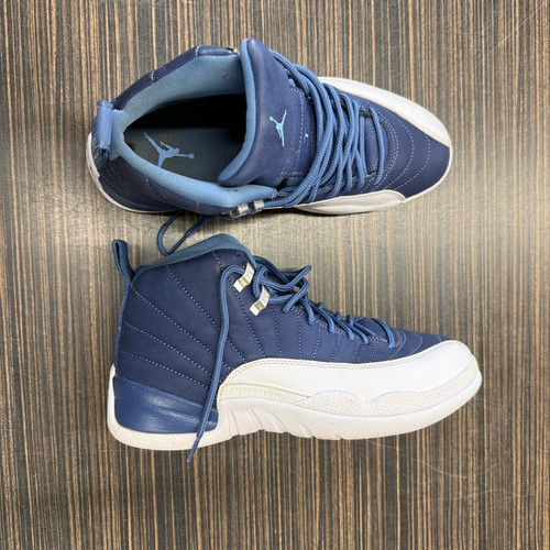 Vist Large View of Product Image Which is Used Jordan Mens Athletic Shoes 8.5
