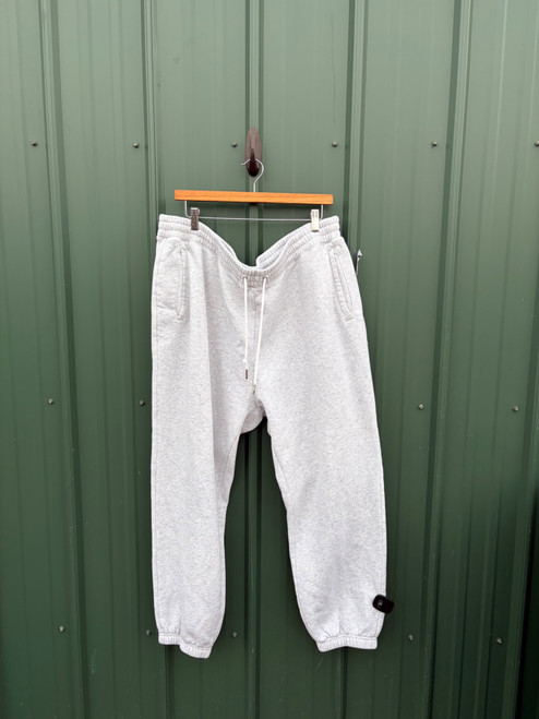 Vist Large View of Product Image Which is Used Abercrombie & Fitch Active Pant XXL 20/35