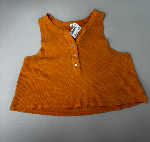 Vist Large View of Product Image Which is Used aerie Tank Top M-8/10
