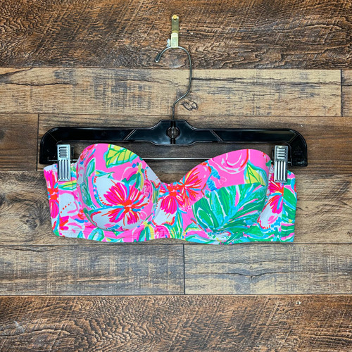 Vist Large View of Product Image Which is AS IS Used Lilly Pulitzer Swimwear 4-27