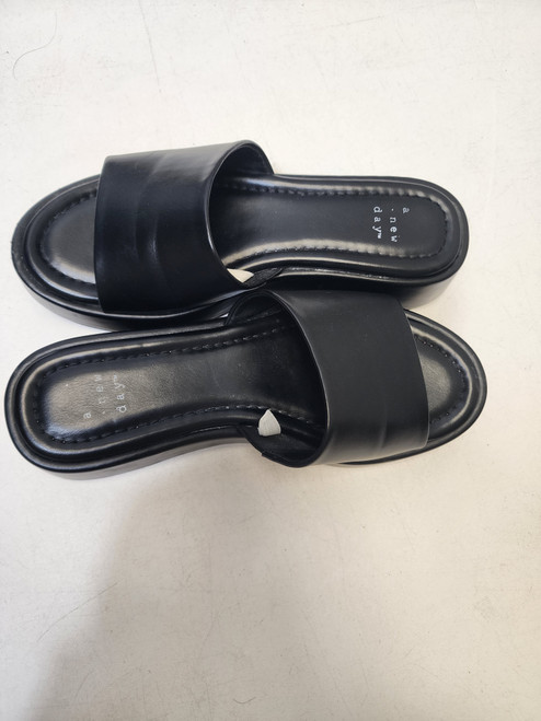 Vist Large View of Product Image Which is Used A New Day Sandals 6