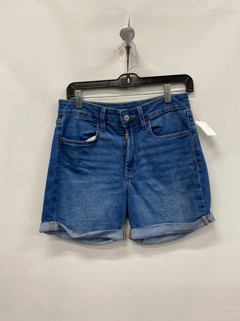 Vist Large View of Product Image Which is Used Old Navy Shorts 2-26