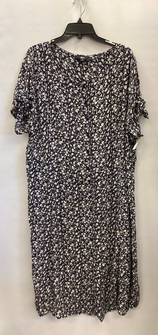 Vist Large View of Product Image Which is Used Ellos Long Dress B 4X-24