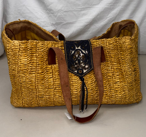 Vist Large View of Product Image Which is Used Anabaglish Large Handbag