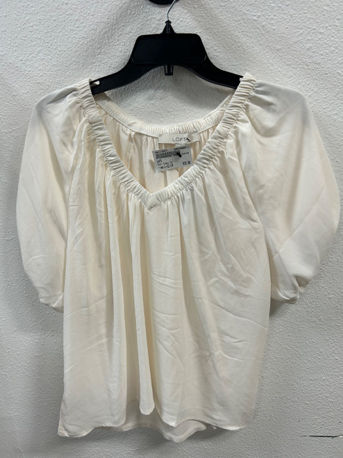 Vist Large View of Product Image Which is Used Loft Short Sleeve Top L-12/14