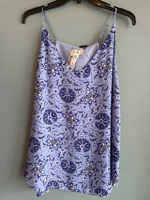 Vist Large View of Product Image Which is Used Loft Sleeveless Top XL-16