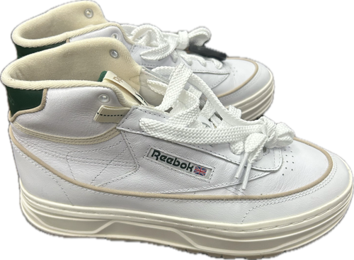 Vist Large View of Product Image Which is Used Reebok Casual Shoes 8.5