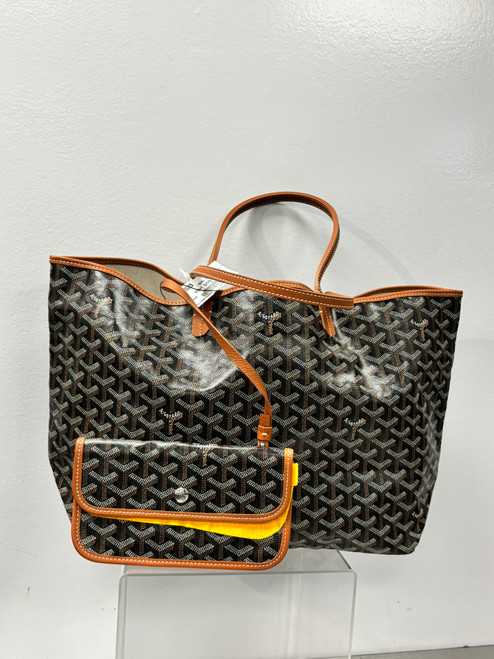 Vist Large View of Product Image Which is Used Goyard Xlarge Leather Handbag