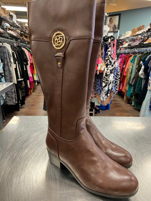 Vist Large View of Product Image Which is Used Liz Claiborne Tall Boots 8.5