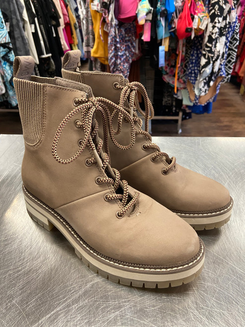 Vist Large View of Product Image Which is Used Toms Ankle Boots 7