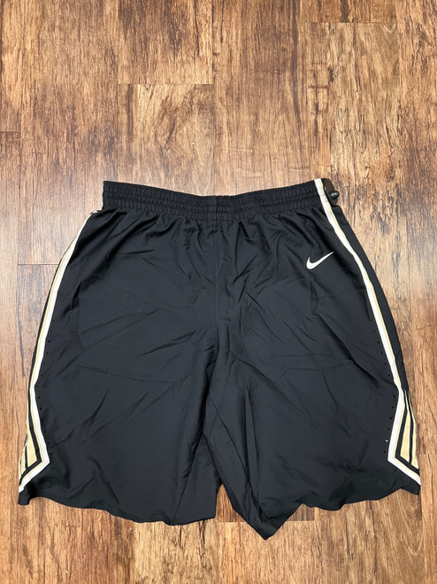 Vist Large View of Product Image Which is Used Nike Mens Athletic Shorts L