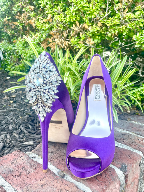 Vist Large View of Product Image Which is Used Badgley Mischka High Heels 10