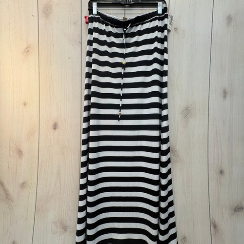 Vist Large View of Product Image Which is Used Michael Michael Kors Long Skirt 8-29