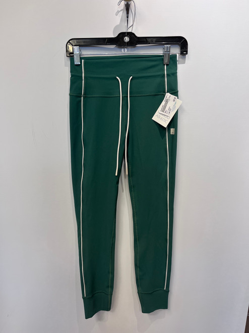 Vist Large View of Product Image Which is Used Vuori Active Leggings 4-27