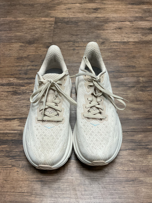 Vist Large View of Product Image Which is Used Hoka Performance Shoes 7.5