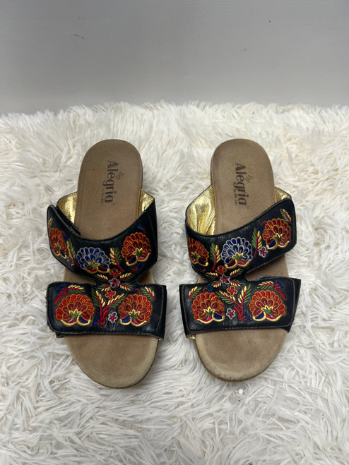 Vist Large View of Product Image Which is Used Alegria Clogs 9