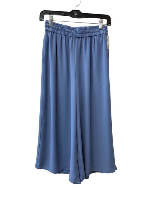 Vist Large View of Product Image Which is Used Babaton Capri 8-29
