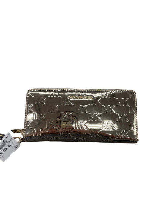 Vist Large View of Product Image Which is Used Michael Michael Kors Wristlet