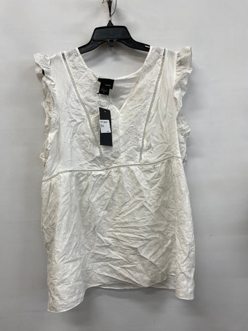 Vist Large View of Product Image Which is Used Unbranded Short Sleeve Top 1X-18