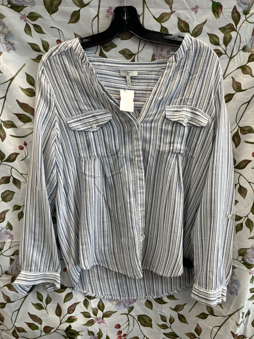 Vist Large View of Product Image Which is Used Joie Long Sleeve Top M-8/10