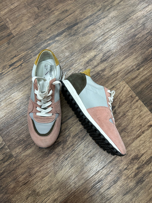 Vist Large View of Product Image Which is Used Unbranded Casual Shoes 9
