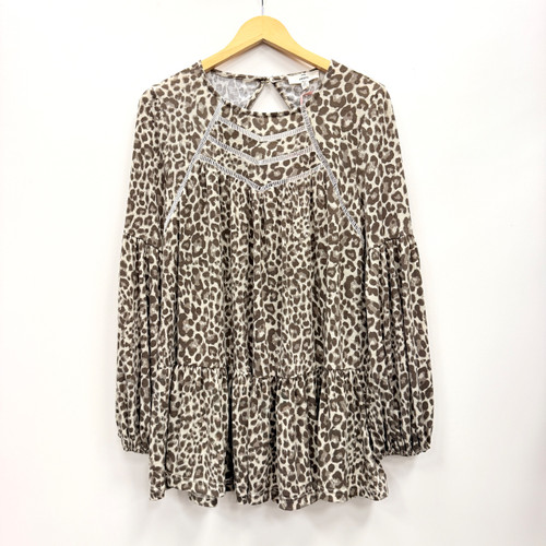 Vist Large View of Product Image Which is Used Entro Long Sleeve Top M-8/10