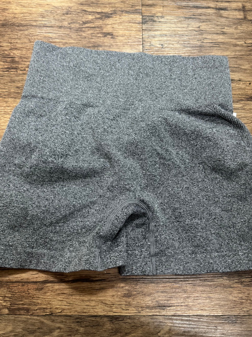 Vist Large View of Product Image Which is Used Unbranded Active Shorts L 12-14/31-32