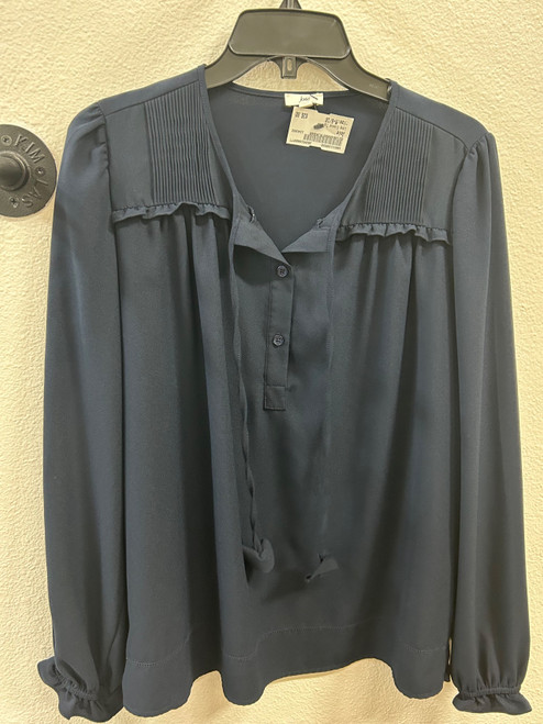 Vist Large View of Product Image Which is Used Joie Long Sleeve Top M-8/10