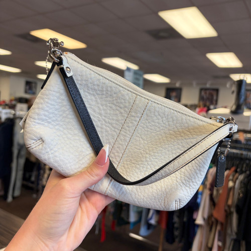 Vist Large View of Product Image Which is Used Coach Small Leather Wristlet