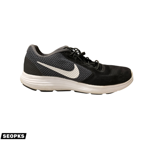 Vist Large View of Product Image Which is Used Nike Performance Shoes 8