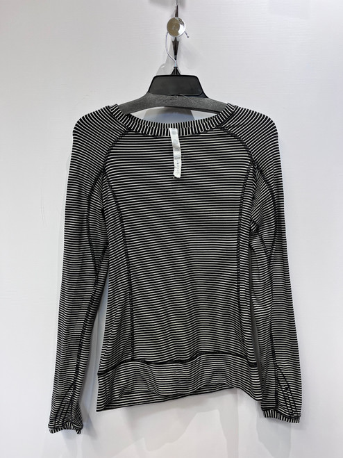 Vist Large View of Product Image Which is Used Lululemon Athletica Active Long Sleeve S-4/6