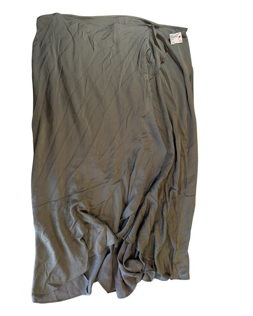 Vist Large View of Product Image Which is Gently used Joe Fresh long skirt 18-34 