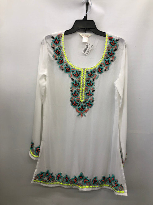 Vist Large View of Product Image Which is Used Lucky & Coco Short Dress F M-8/10