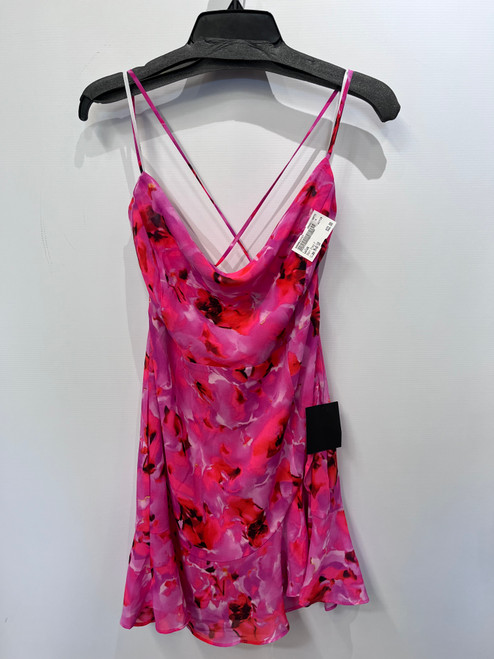 Vist Large View of Product Image Which is Used Lulus Short Dress F M-8/10