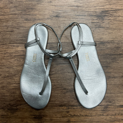 Vist Large View of Product Image Which is Used Tkees Sandals 5