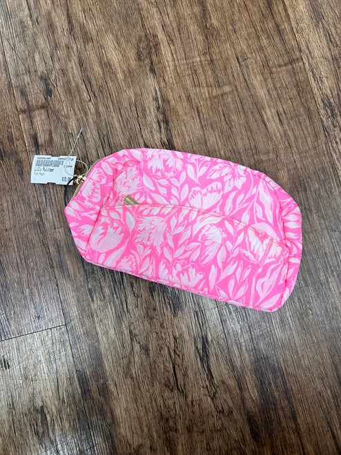 Vist Large View of Product Image Which is Used Lilly Pulitzer Wristlet